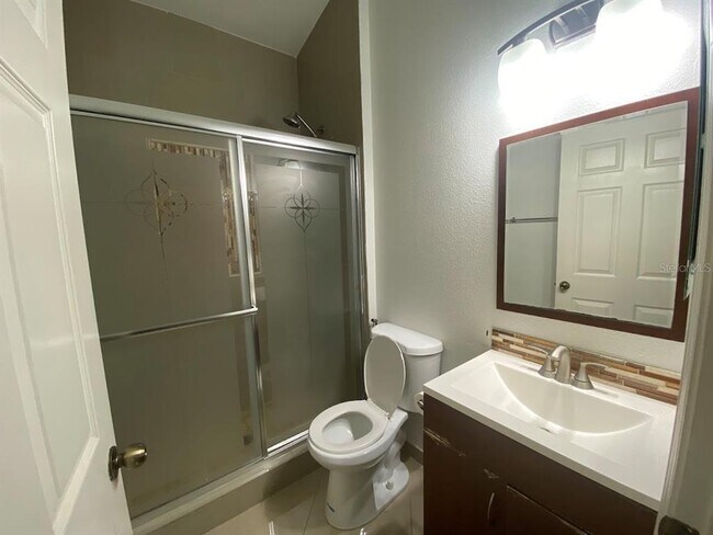 Building Photo - 11744 Holly Creek Dr