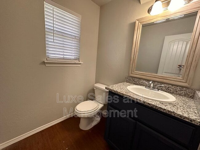 Building Photo - 1840 Casitas Cir
