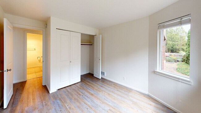 Interior Photo - Parkridge Apartments