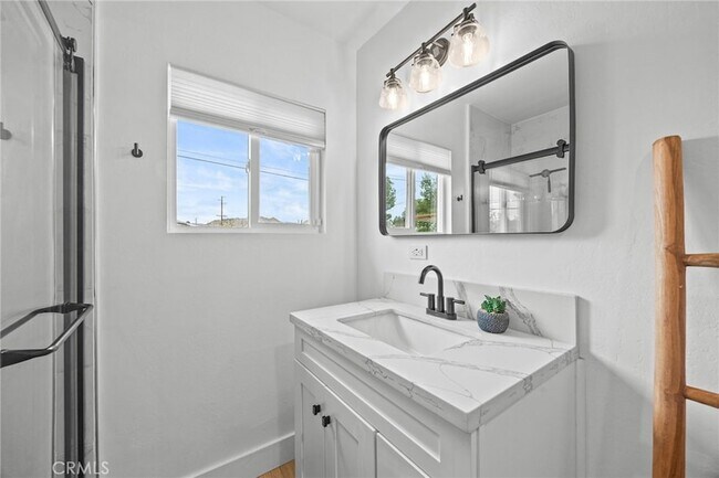 Building Photo - 55585 Onaga Trail