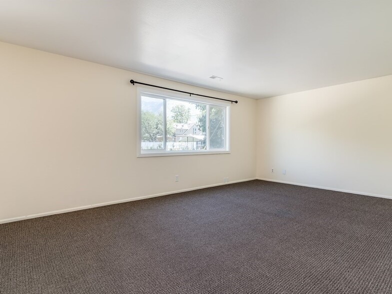 Building Photo - 938 23rd St