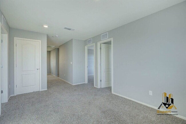 Building Photo - 6048 Emerald Park Ln