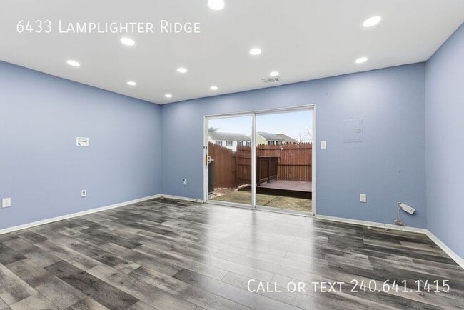 Building Photo - 6433 Lamplighter Ridge