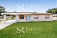 Building Photo - Welcome home to this 3 bedroom, 1 bathroom home