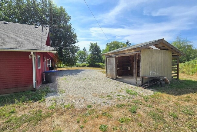 Building Photo - 3 Bedroom Home in Marysville Now Available!