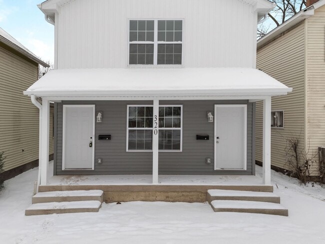 Building Photo - Newer construction! 3 bedroom 2 bath duplex near DT South Bend IN