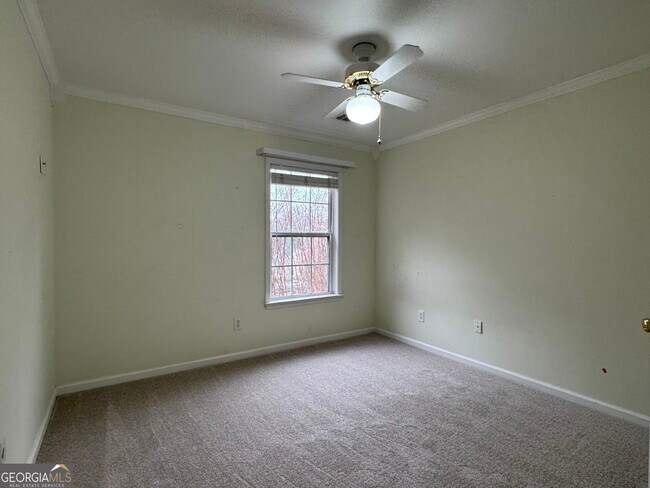 Building Photo - 15 Suwanee Pass Ln