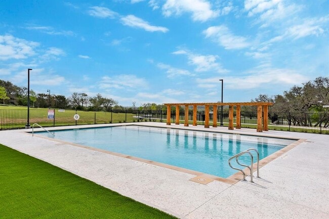 Building Photo - 505 Fair Oaks Dr