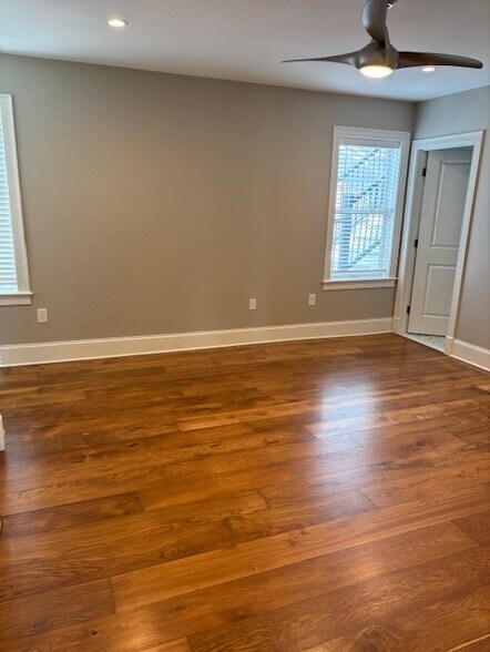 Building Photo - 176 Winthrop Shore Dr