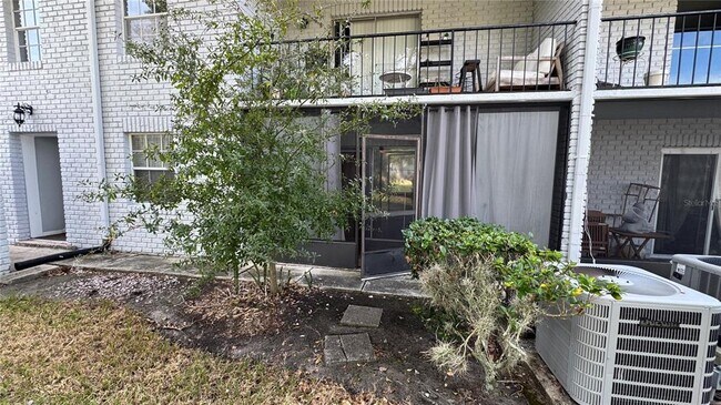 Building Photo - 205 Lewfield Cir