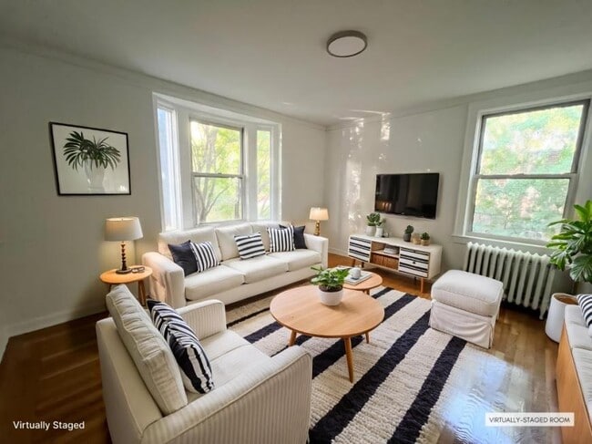 Primary Photo - 1 bedroom in SUNNYSIDE NY 11104
