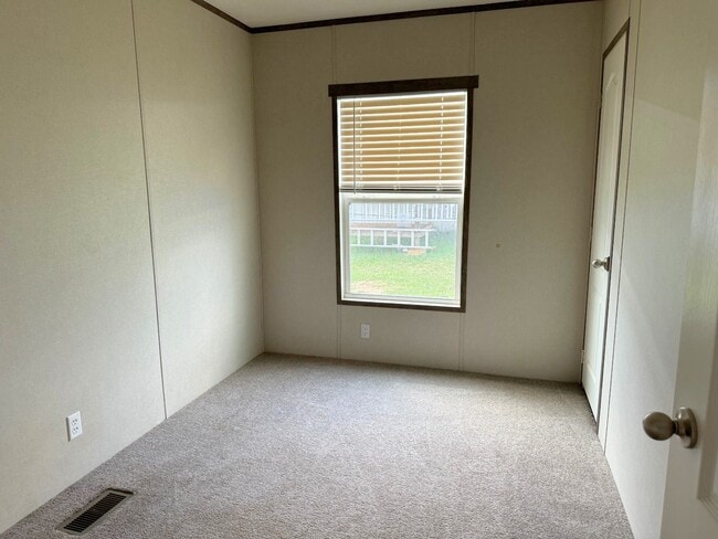 Building Photo - 803 Austin Way