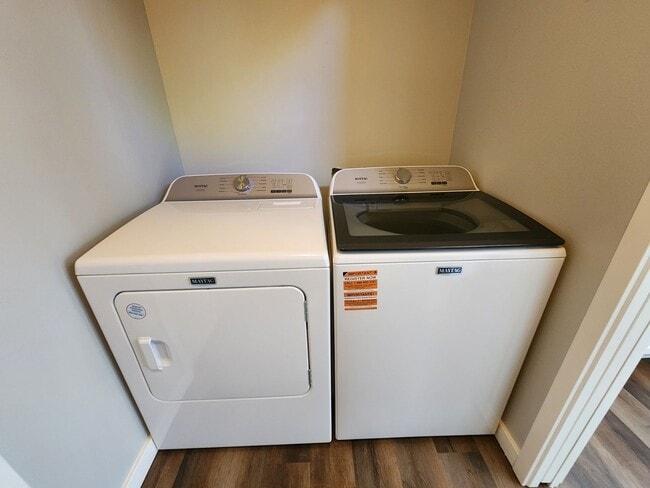 Building Photo - 3Bd 2BA near Jefferson Highschool!
