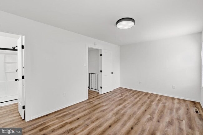 Building Photo - 6096 Majors Ln