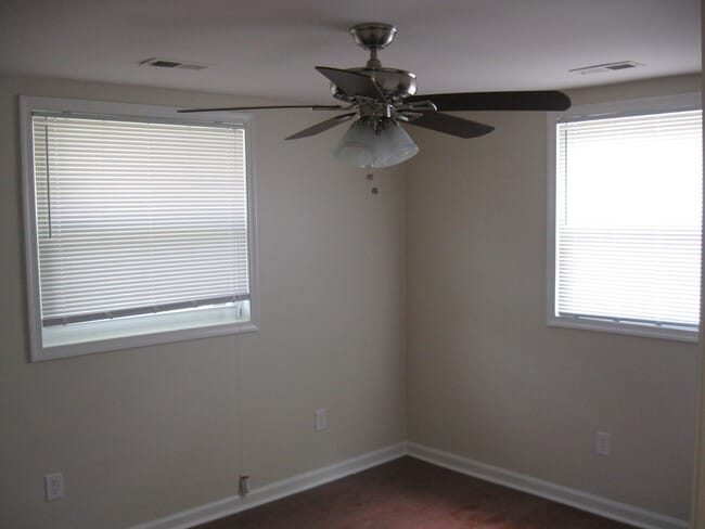 Building Photo - Lovely 3 BR single family home in Hampton