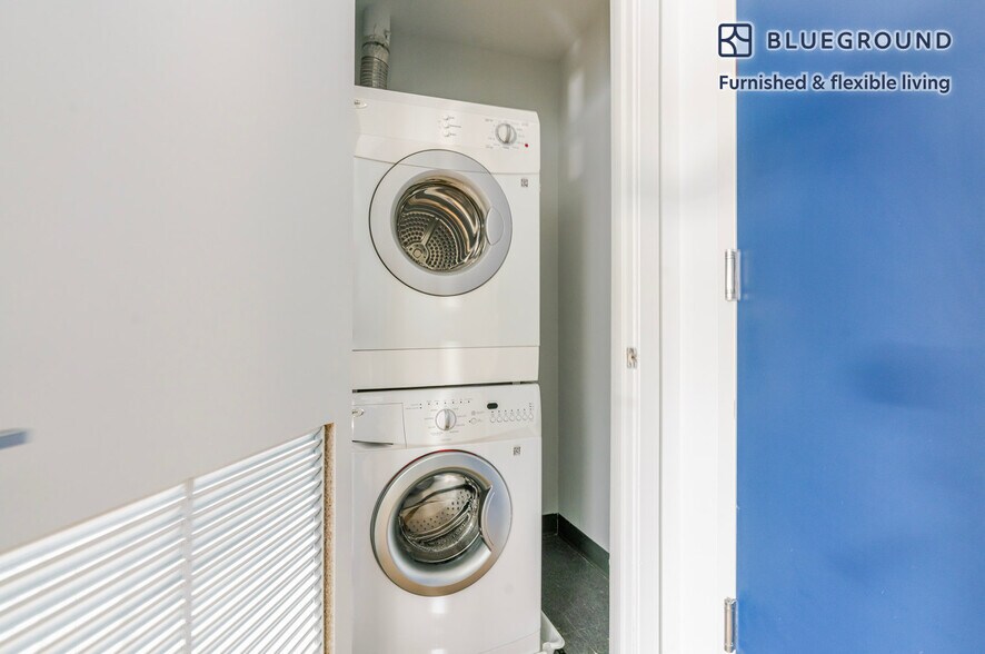 Building Photo - 455 I St NW