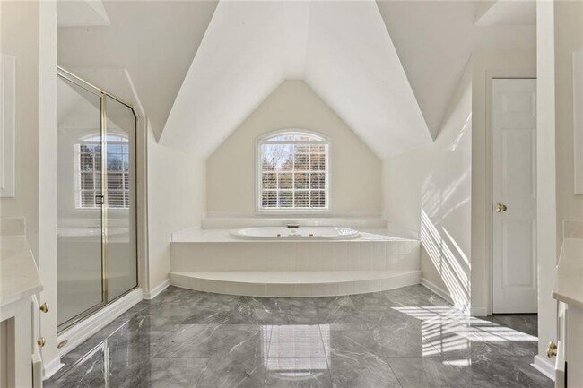 Building Photo - 315 Commons Gate Ct