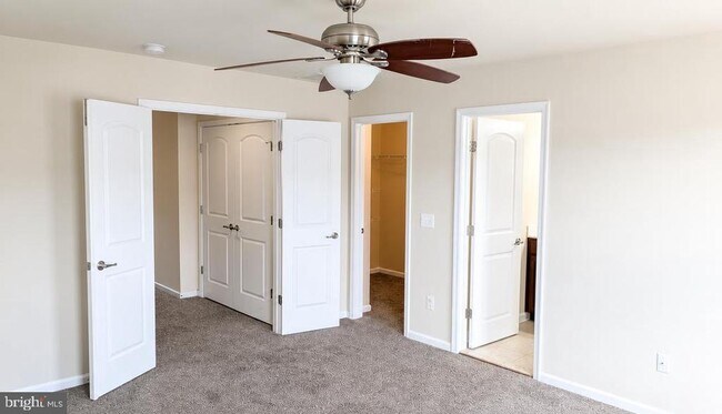 Building Photo - 25556 Palenza Terrace