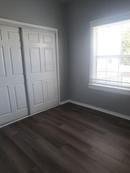 Building Photo - 666 W 3rd St