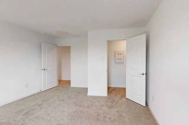 Building Photo - 21611 Shadowbrook Birch Dr