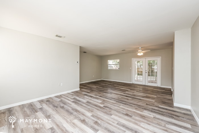 Building Photo - 1208 W Camellia Dr