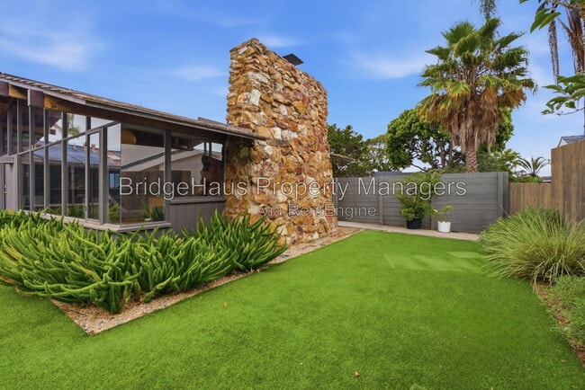 Building Photo - 1541 Garrison Pl