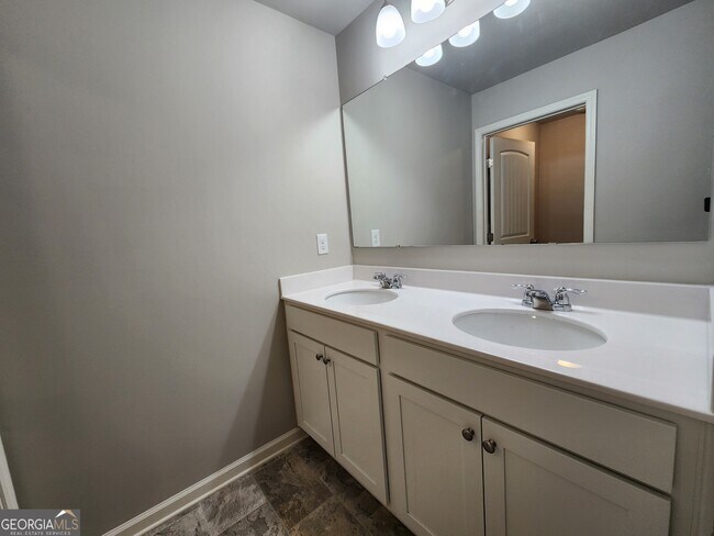 Building Photo - 4675 Dandelion Wy