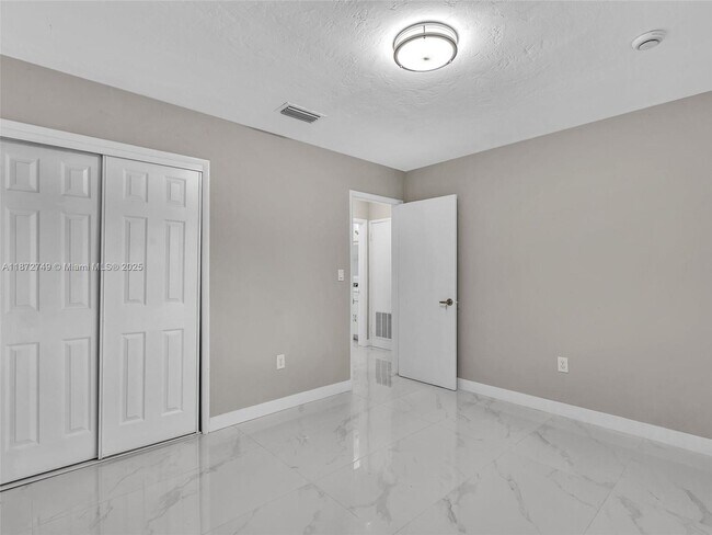 Building Photo - 6800 Raleigh St