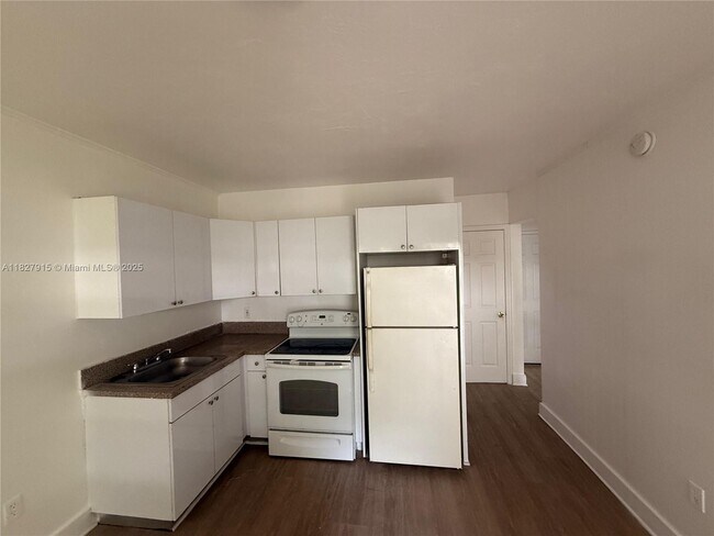 Building Photo - 167 NW 56th St
