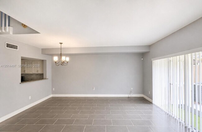 Building Photo - 11840 SW 99th Ln