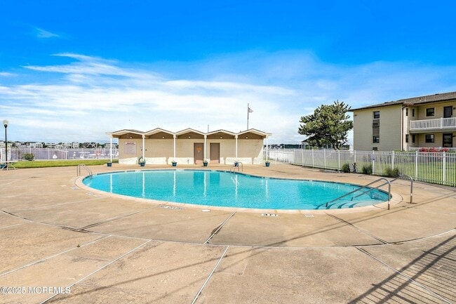 Building Photo - 98 Wharfside Dr