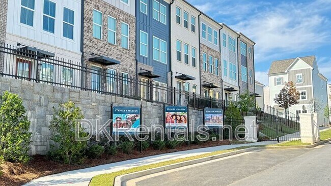 Building Photo - 1479 Creekside Cir NW