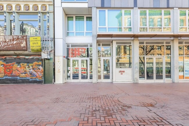 Primary Photo - 1075 Market St