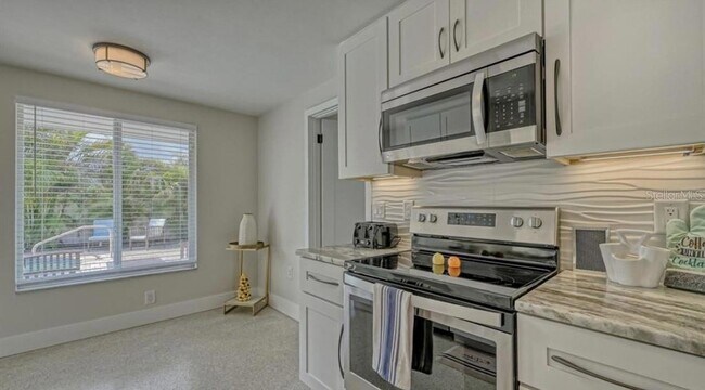 Building Photo - 2904 Homasassa Rd