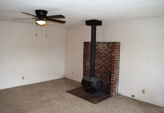 Building Photo - 3545 Gull St