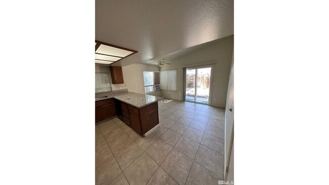 Building Photo - 1841 Burnside Dr