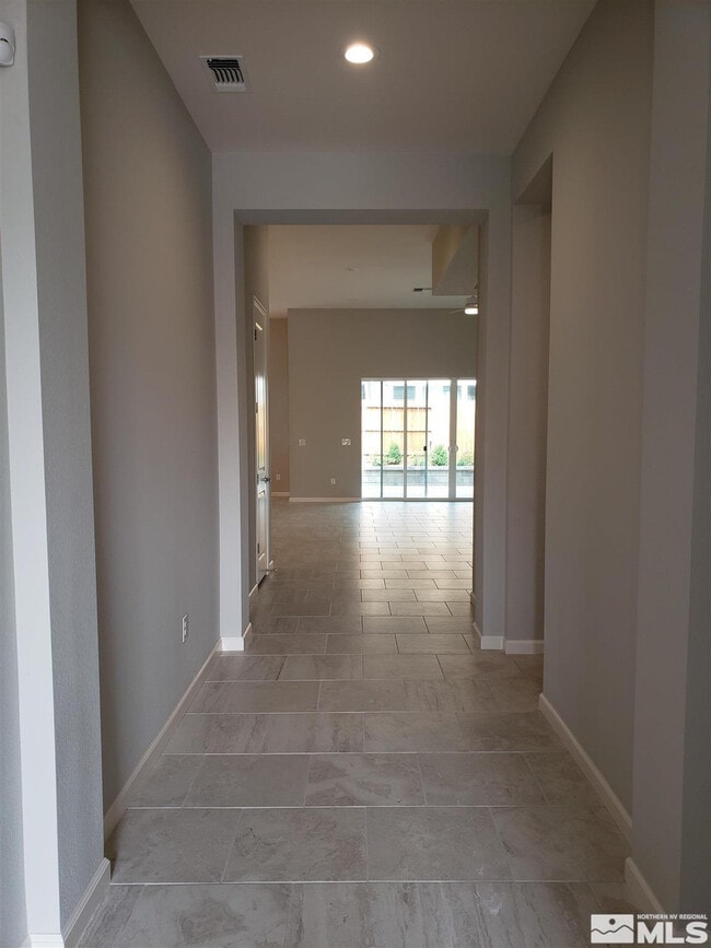 Building Photo - 9485 Hawkshead Rd