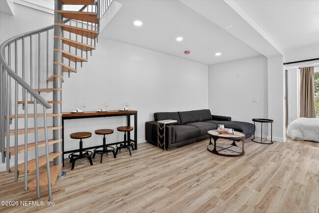 Building Photo - 8778 Waterfront Terrace