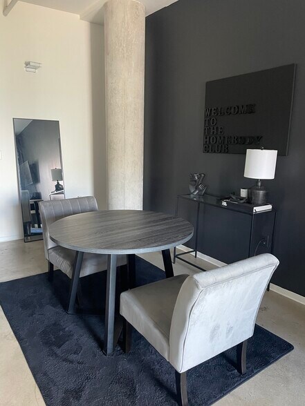 Dining room - 2115 Yeaman Pl
