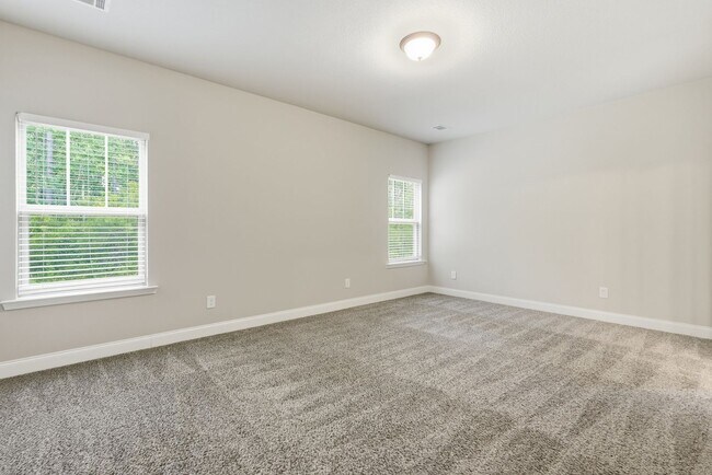 Building Photo - 217 Timberlake Dr