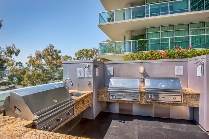 Building Photo - 13700 Marina Pointe Dr