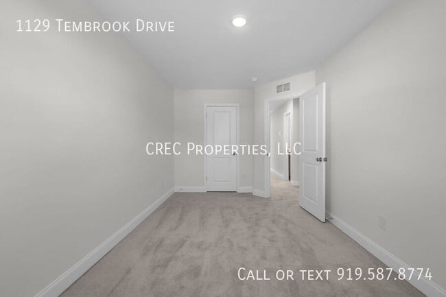 Building Photo - 1129 Tembrook Dr