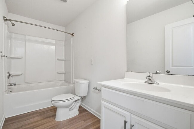 Building Photo - 3916 Sabre Ln