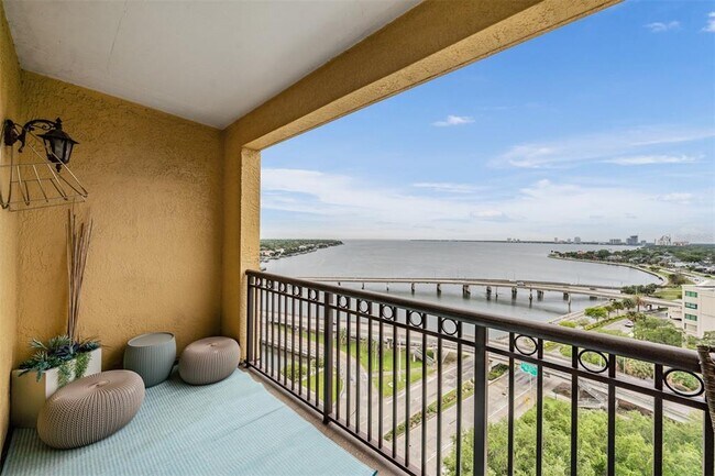 Building Photo - 345 Bayshore Blvd