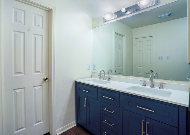 Building Photo - 6323 Haddock Ct