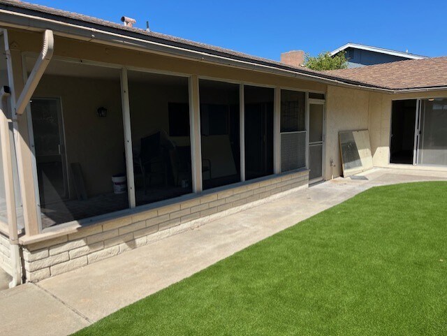 Large covered patio - 6165 Del Paso Ave