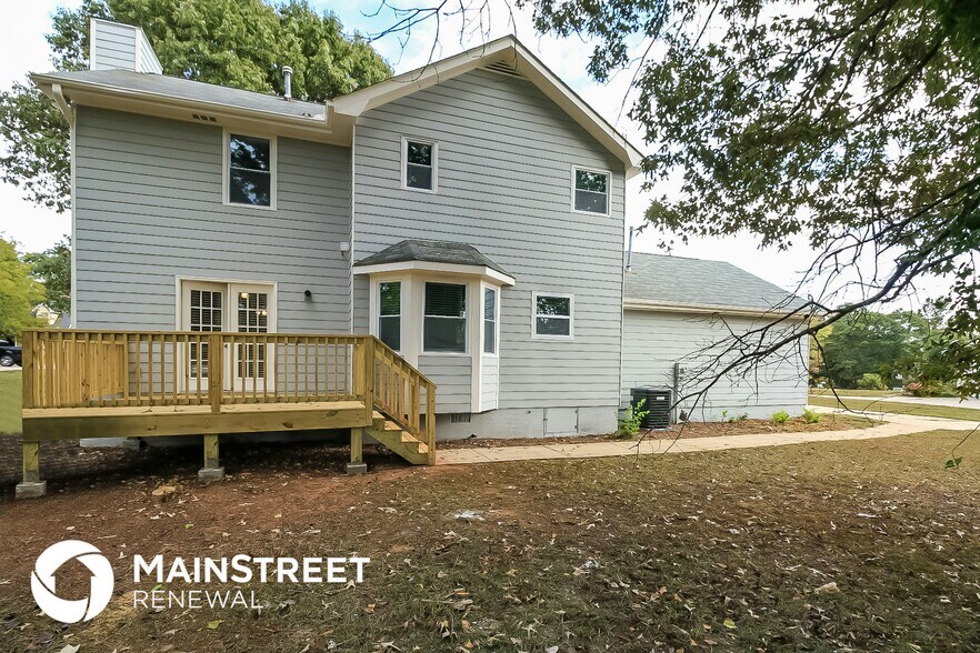 Building Photo - 115 Anna Ave