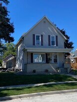 Front Exterior - 404 Caroline St