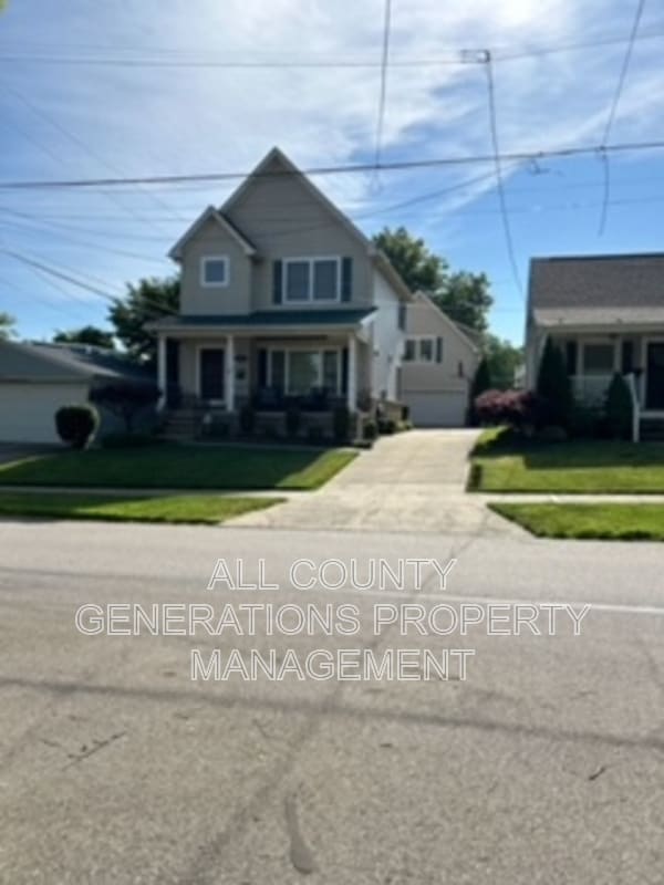 Building Photo - 3383 W 151st St
