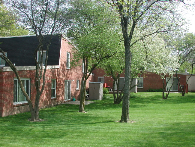 Building Photo - Mulford Park Apartments